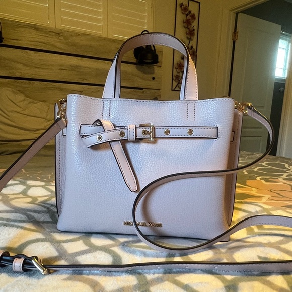 Michael Kors Emilia Small Pebbled Leather Satchel in blush pink. - Picture 3 of 5
